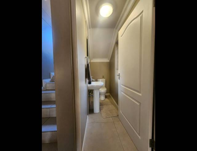 3 BEDROOM PROPERTY TO RENT IN KYALAMI HILLS